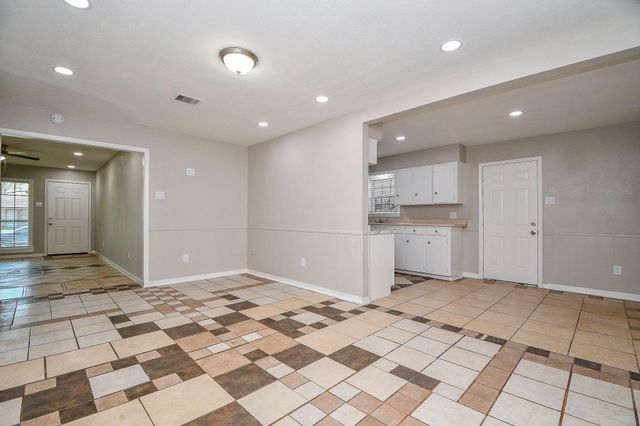 515 Westside Court, Pasadena, TX 77502