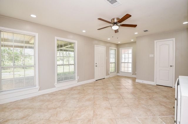 515 Westside Court, Pasadena, TX 77502