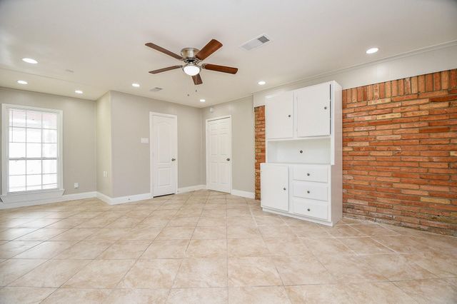 515 Westside Court, Pasadena, TX 77502