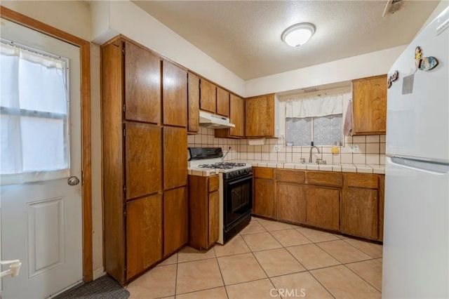 2394 Lance Street, Merced, CA 95348