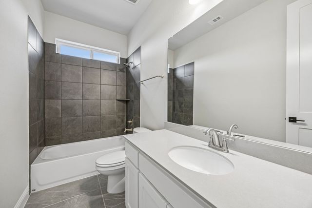 7606 Lanier Lane, Grand Prairie, TX 75054