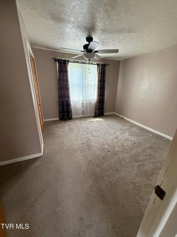 2145 Stadium Drive, Kingsport, TN 37664
