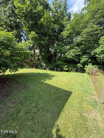 2145 Stadium Drive, Kingsport, TN 37664