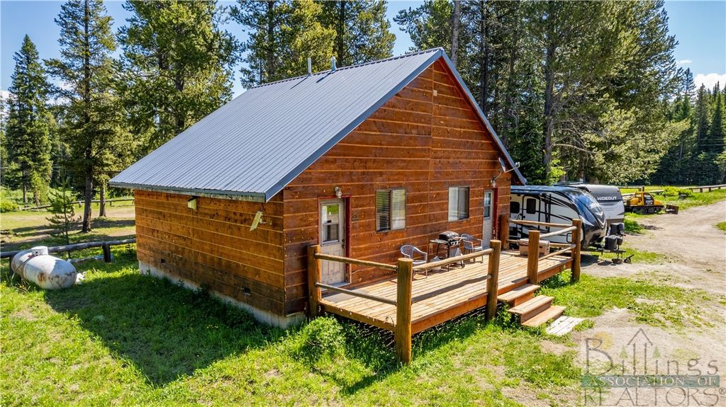 715 US Hwy 212, Cooke City, MT 59020 photo 17