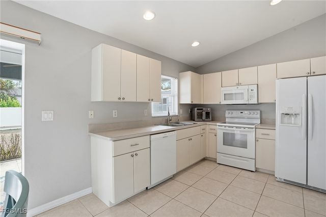 5214 Sister TER, North Port, FL 34286