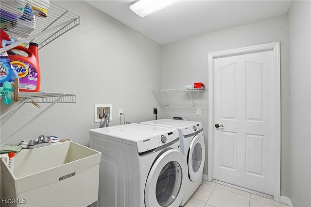 5214 Sister TER, North Port, FL 34286