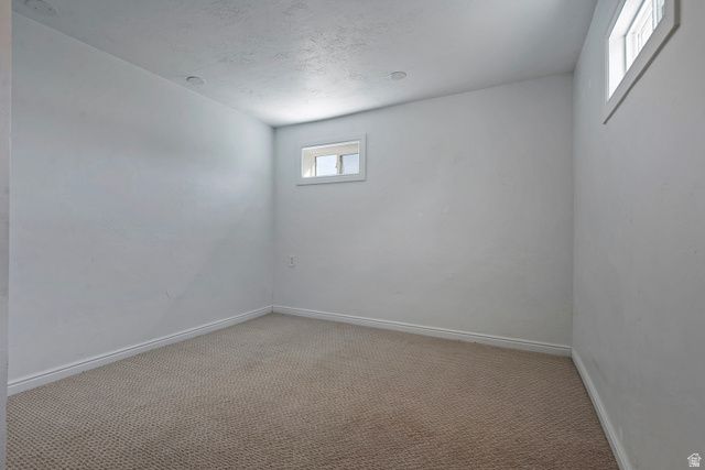 1678 W LELAND DR, West Jordan, UT 84084