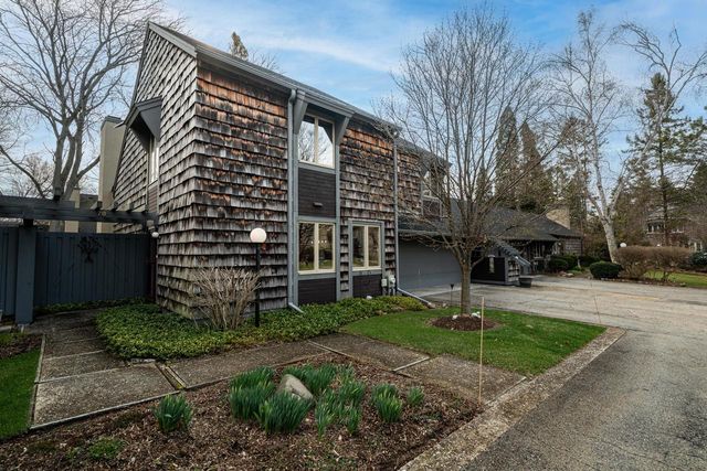 78 Woodfield COURT, Wind Point, WI 53402