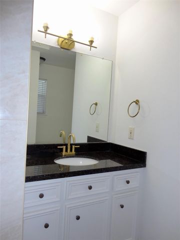 6700 Richardson Road 204, Houston, TX 77069