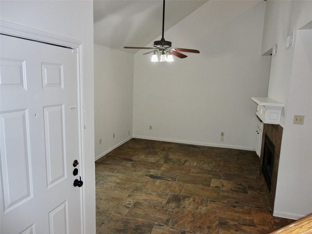 6700 Richardson Road 204, Houston, TX 77069