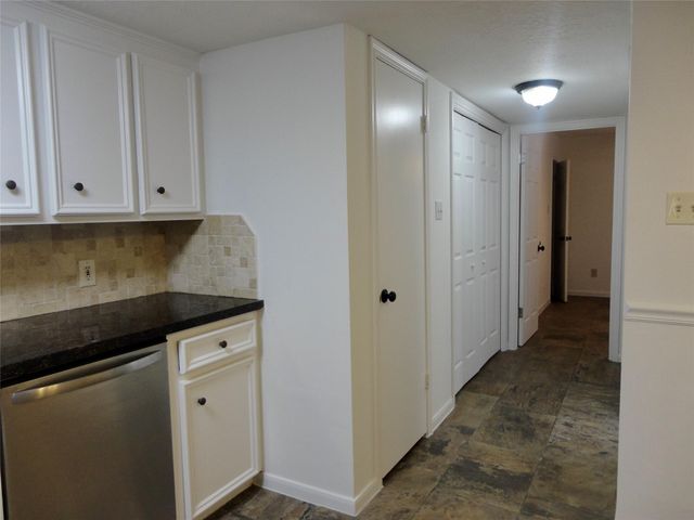 6700 Richardson Road 204, Houston, TX 77069