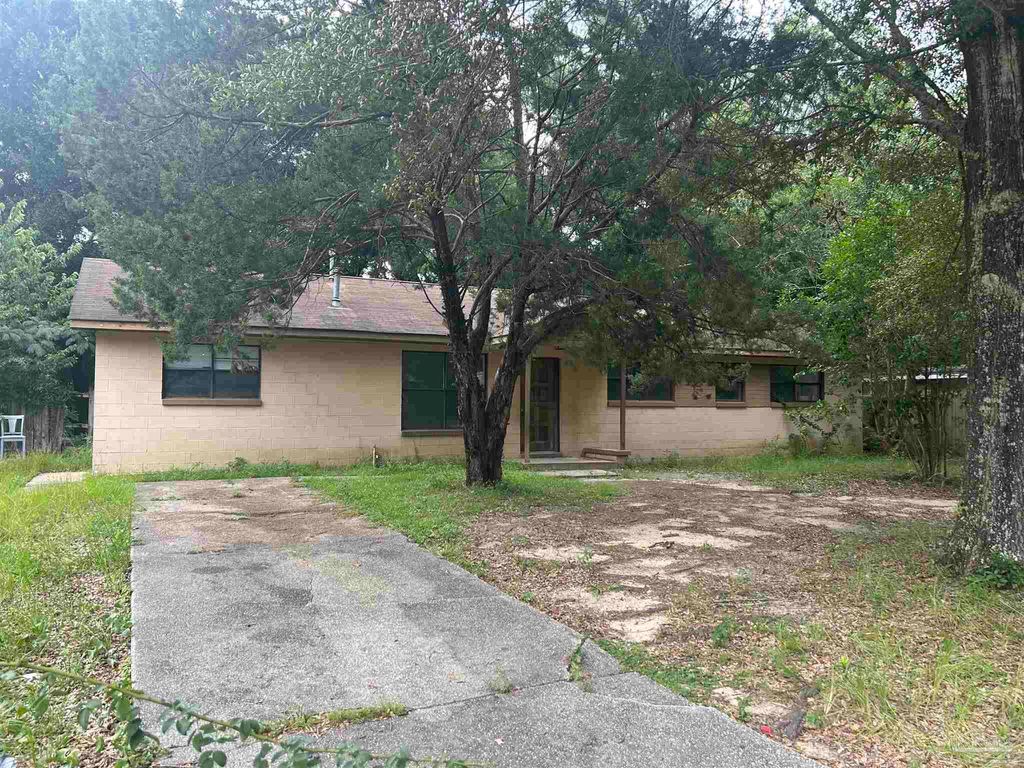 4512 Havre Way, Pensacola, FL 32505