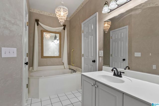 4542 RIVERBIRCH CIRCLE, Bessemer, AL 35022