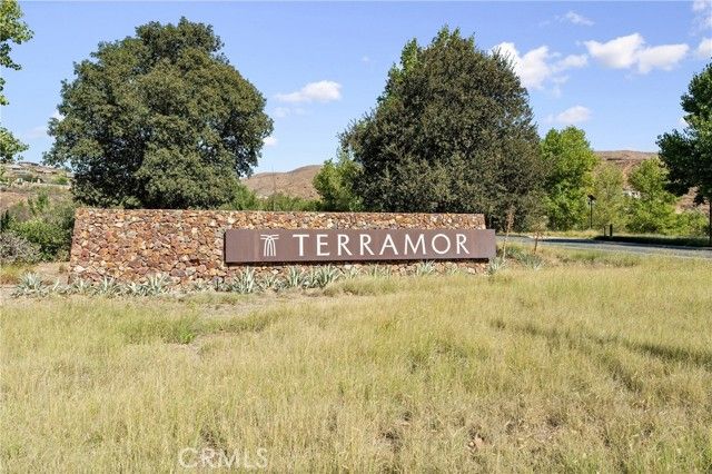 11967 Greenpeak Street, Corona, CA 92883