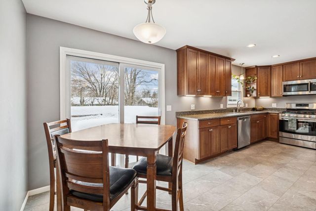 2941 Noble Avenue N, Golden Valley, MN 55422