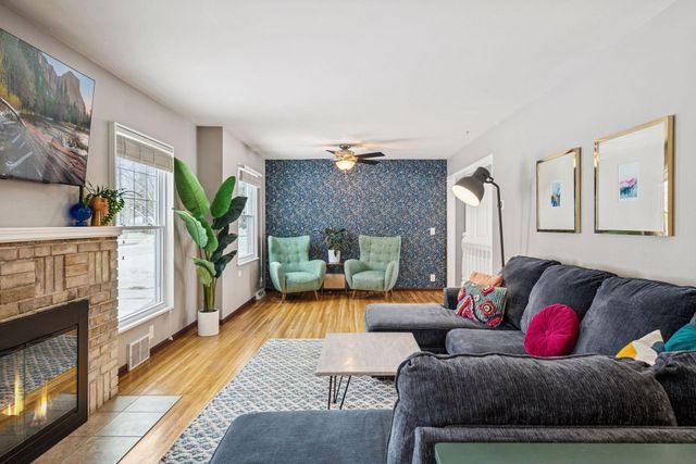 2941 Noble Avenue N, Golden Valley, MN 55422