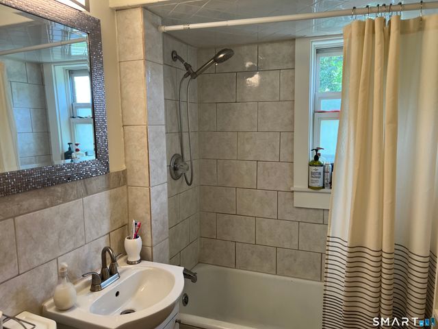 63 Court A, Bld 18 Court, Bridgeport, CT 06610