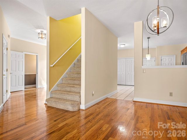 21 Holiday Drive, Arden, NC 28704