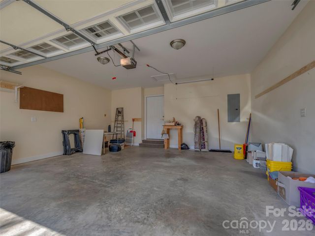 21 Holiday Drive, Arden, NC 28704