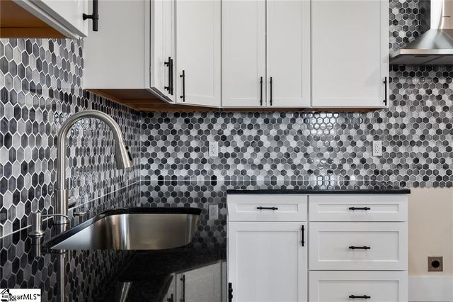 303 Regency Circle, Anderson, SC 29625