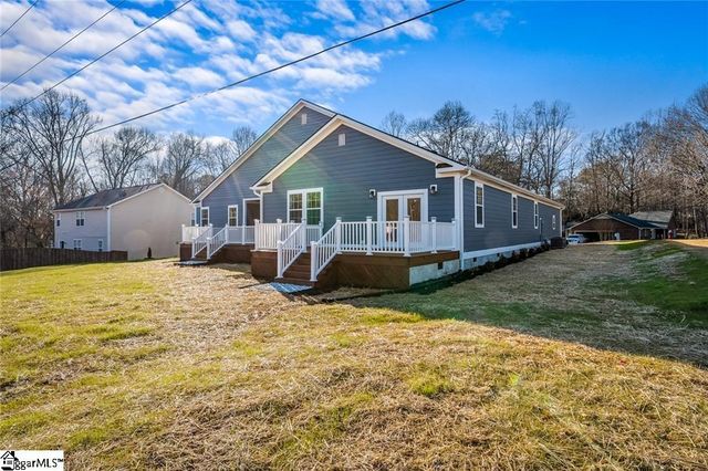 303 Regency Circle, Anderson, SC 29625