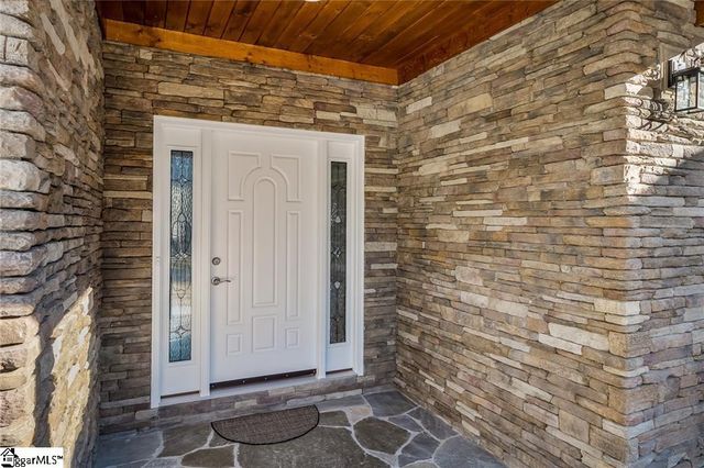 303 Regency Circle, Anderson, SC 29625