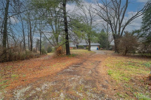 1559 Creve Coeur Mill Road, Chesterfield, MO 63146