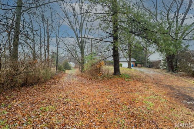 1559 Creve Coeur Mill Road, Chesterfield, MO 63146