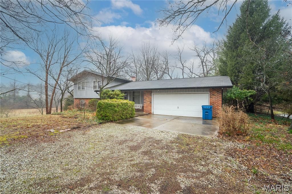 1559 Creve Coeur Mill Road, Chesterfield, MO 63146