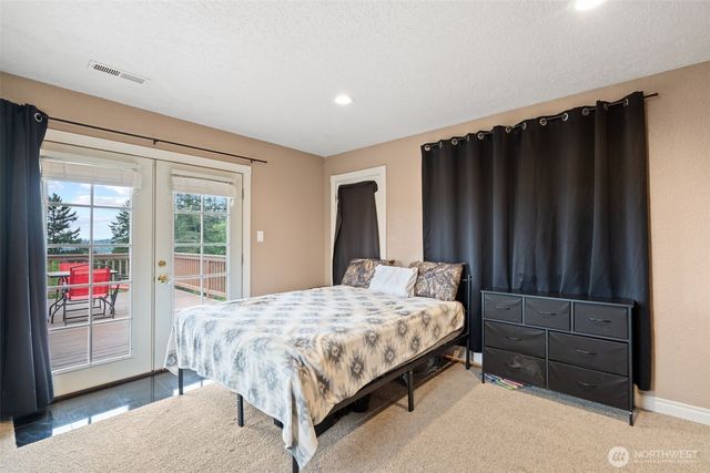 507 Williams Finney Road, Kelso, WA 98626
