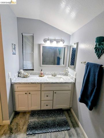 1892 London DR, Benicia, CA 94510