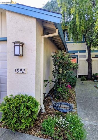 1892 London DR, Benicia, CA 94510