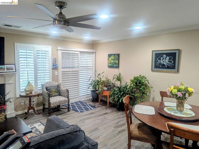 1892 London DR, Benicia, CA 94510