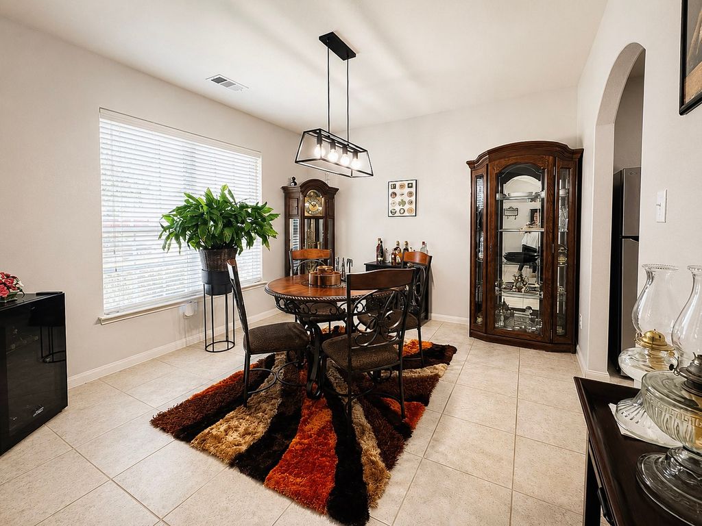 610 Milas Lane, Glenn Heights, TX 75154 — photo 5
