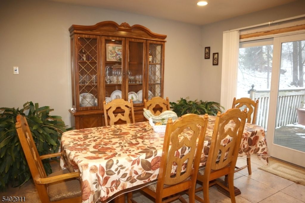 97 Squaw Brook Rd, North Haledon Boro, NJ 07508 — photo 4
