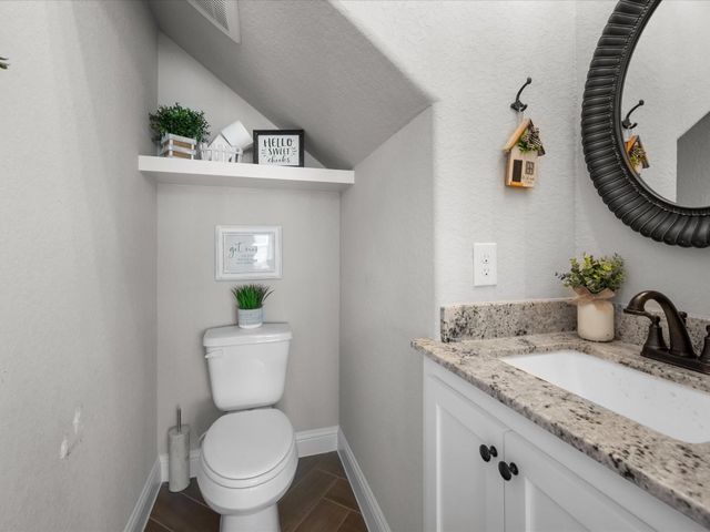 254 Capetown, Montgomery, TX 77356