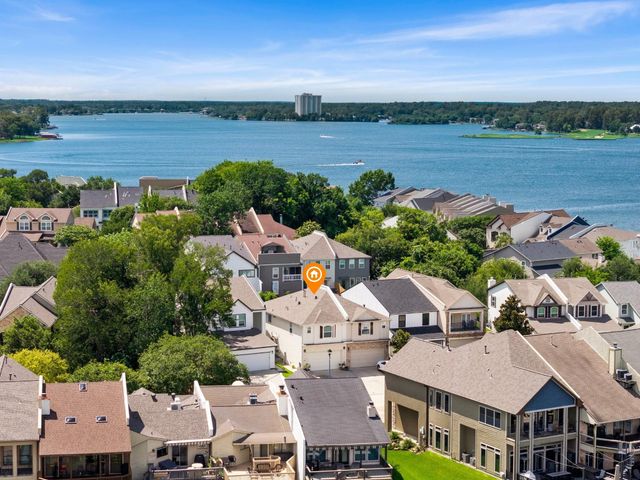 254 Capetown, Montgomery, TX 77356