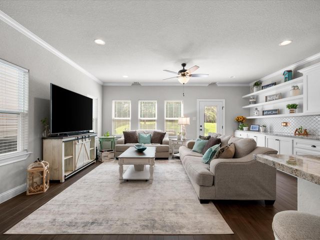 254 Capetown, Montgomery, TX 77356