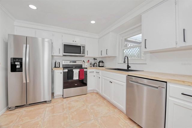 3217 RESTFUL LANE, Sarasota, FL 34231