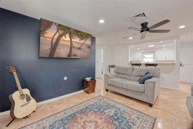 3217 RESTFUL LANE, Sarasota, FL 34231