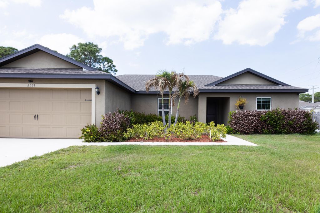 2581 SE Dogwood Avenue, Port St. Lucie, Port St Lucie, FL 34952