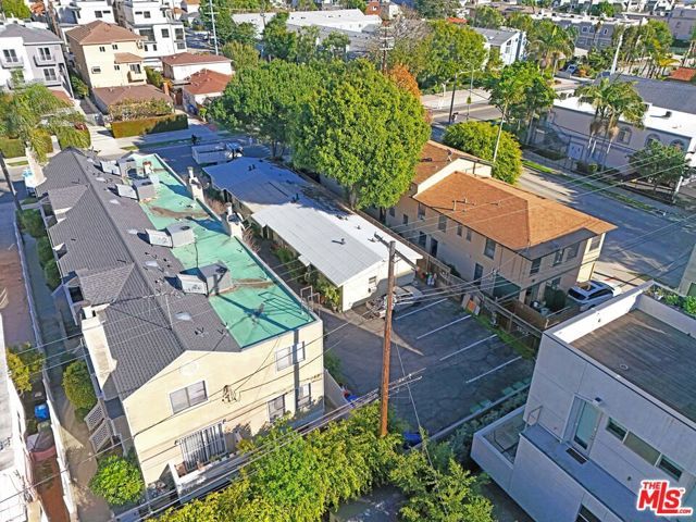 1851 S Barrington Avenue, Los Angeles, CA 90025