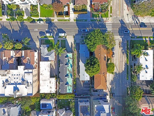 1851 S Barrington Avenue, Los Angeles, CA 90025
