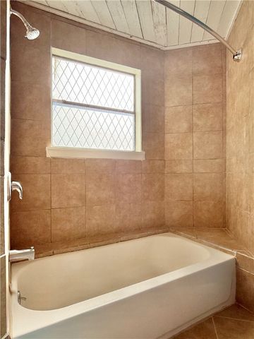 4401 River Valley Dr 201, Corpus Christi, TX 78410