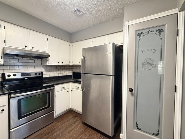 4401 River Valley Dr 201, Corpus Christi, TX 78410