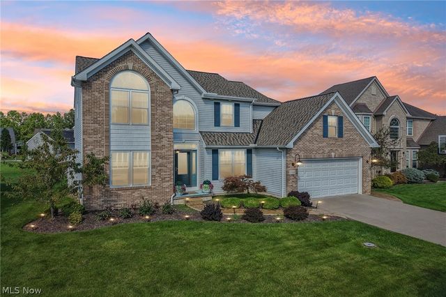 1704 W Ash Drive, Avon, OH 44011