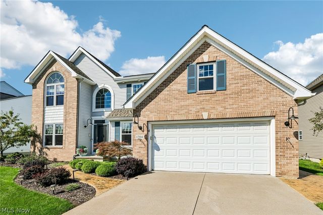 1704 W Ash Drive, Avon, OH 44011