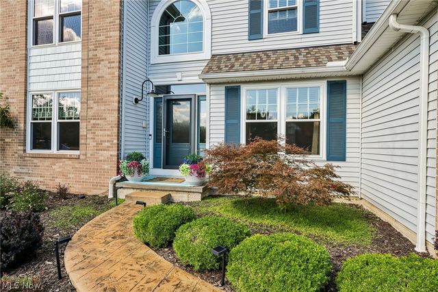 1704 W Ash Drive, Avon, OH 44011
