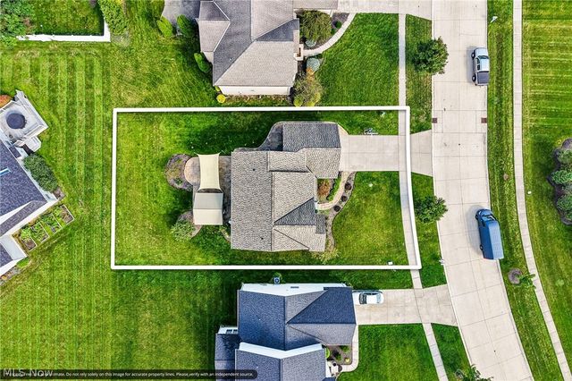 1704 W Ash Drive, Avon, OH 44011