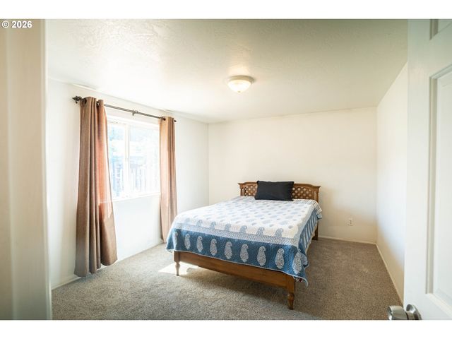 3370 MARION St Se, Albany, OR 97322